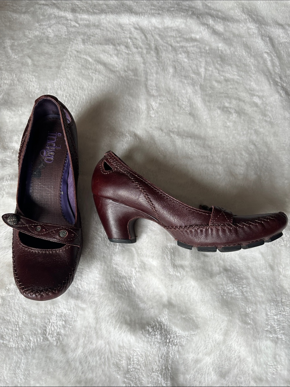 INDIGO Burgundy Leather Mary Jane Heels Sz8.5 Classic Feminine Comfy Quality EUC